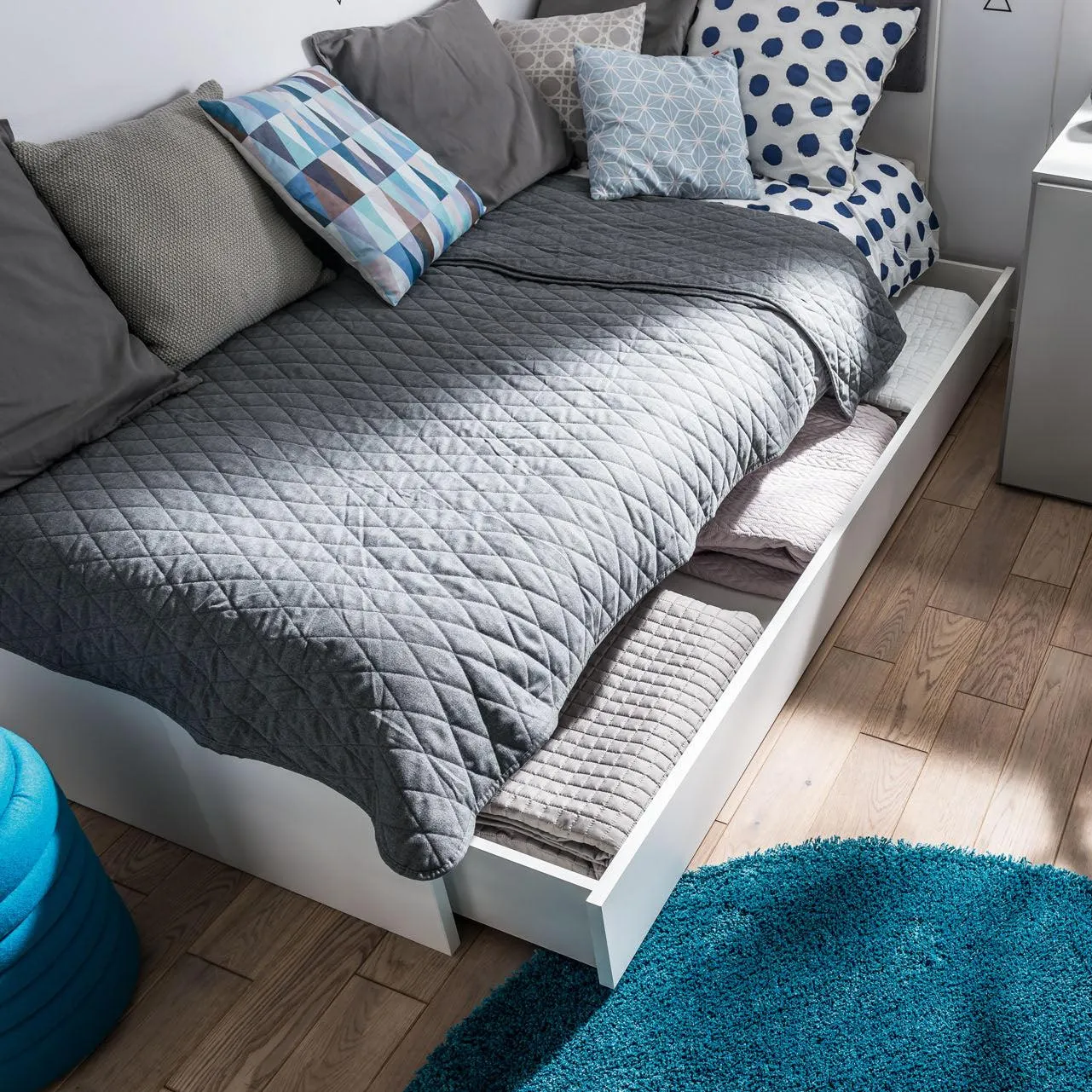 Simple Single Bed XL - White